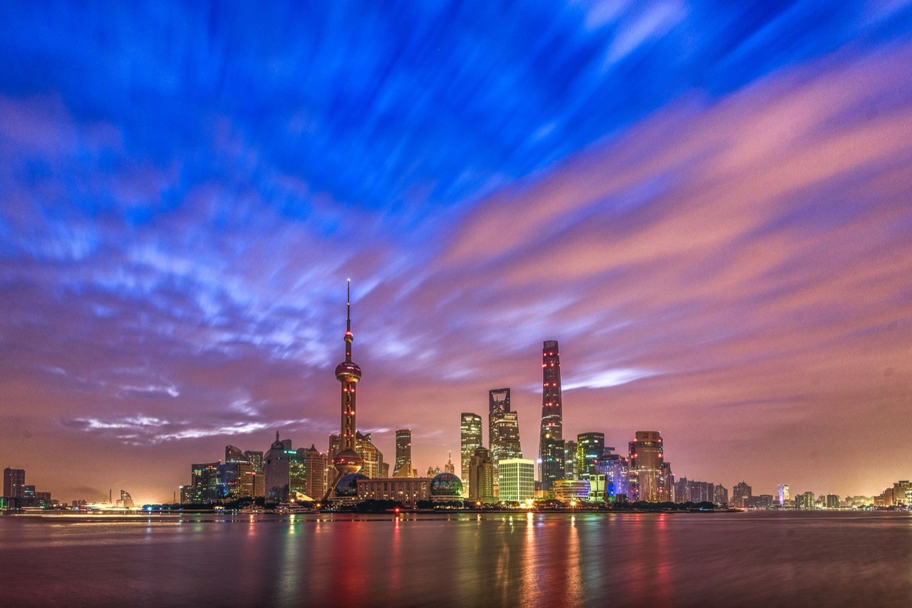 陆家嘴夜景——八大指数全部收红的交易日